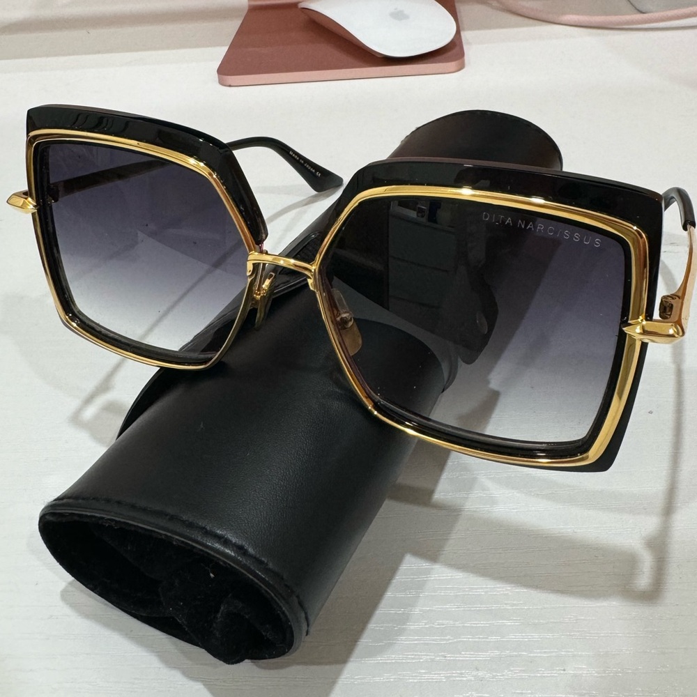 DITA Narcissus Sunglasses - Yellow Gold / Grey & Clear Gradient Lenses - Picture 3 of 6